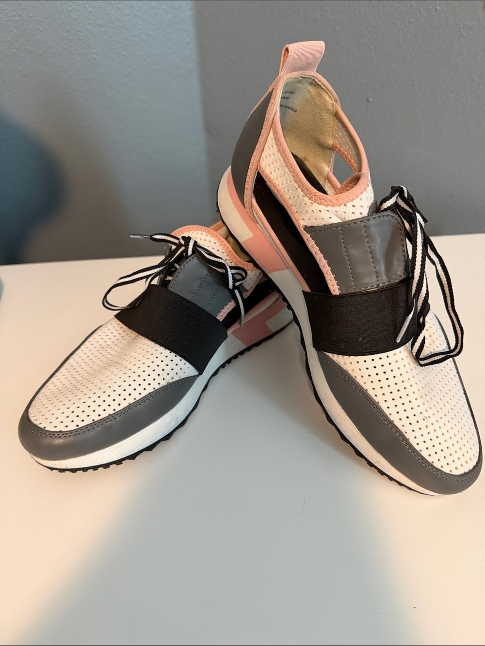 Steve Madden Arctic Women's White, Gray & Pink Slip-On Sneakers